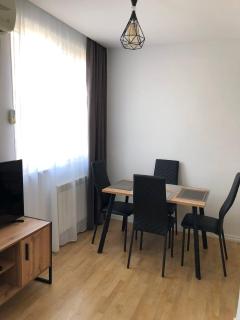Apartment Near Metro - 8