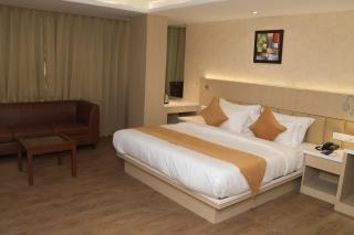 Hotel Radiance - Bareilly - 9