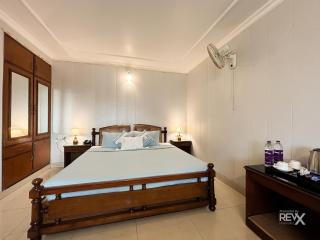 Hotel Sunny Cot - Free Mall Shuttle and Parking - 9