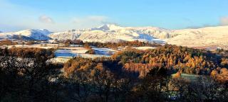 Ty Farm Retreat - Farmhouse Studio - Mountain View - 2