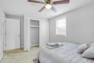 Luxury 4BR Family-Perfect House - Sterling - 9