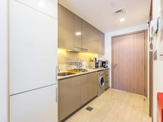 Relaxing Studio Retreat in Vibrant Meydan City - 4