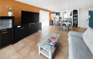 Beautiful Home In Servian - Servian - 9