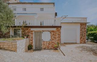 Three-Bedroom Holiday Home In Brtonigla - Brtonigla - 1
