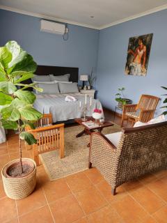 25 on Grove Guest House - Durban - 9