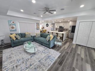 Cozy Urban Oasis - Cape Coral - 7