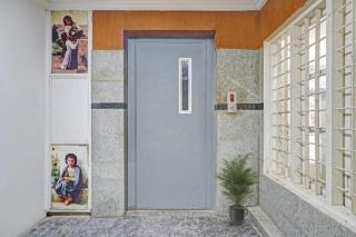 Capital O Rayan Plaza - Ernakulam - 3