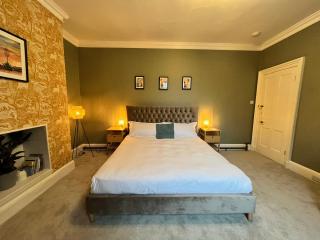 Mossley Hill Retreat - Liverpool - 4