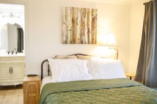 Peach Haven Hideaway - - 4