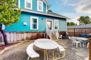 Tinker House Cottage - Long Beach - 1