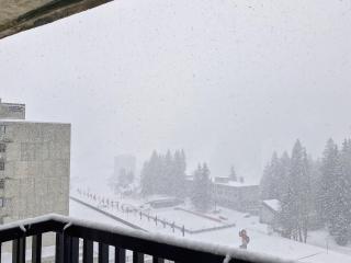 Studio ensoleillé proche pistes et commerces avec balcon et casier à ski - FR-1-425-169 - 2