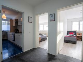 Serviceroom24 - Apartment 2 in Gladbeck WLAN - Smart-TV - 24-7 Check-in und Küche - 5