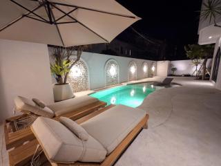 Miko Villa Seminyak - 0