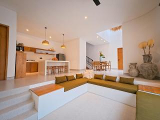 Miko Villa Seminyak - 1