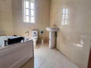 FeyPad Intimate One Bedroom Apartments - Lagos - 5