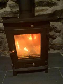 2 Bed Miner's Cottage With Log Burner, Pool Table & Mountain Views - 8