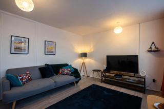 Entire 3 Bedroom Apartment in Felixstowe - 7