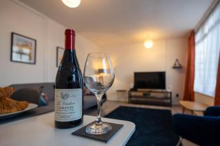 Entire 3 Bedroom Apartment in Felixstowe - 5