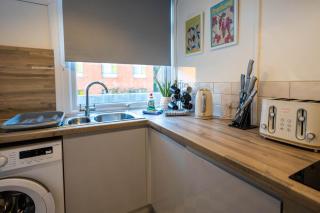 Entire 3 Bedroom Apartment in Felixstowe - 3