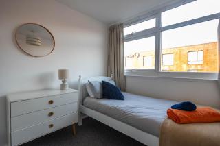 Entire 3 Bedroom Apartment in Felixstowe - 2