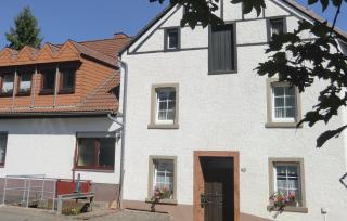 Cozy Apartment In Gerolstein-Müllenborn - Roth - 6