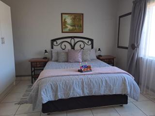 Rustic Farm Stay - 8