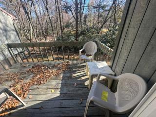 Cozy and quiet place to relax and unwind . - Tannersville - 1