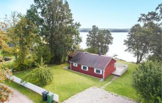 3 Bedroom Nice Home In Tvärred - Alhammar - 2