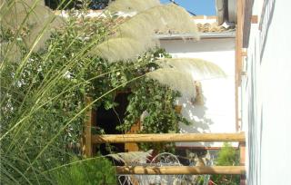 Lovely Home In Iznájar - 3