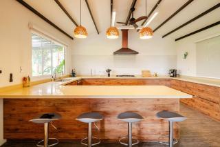 Casa cafetera en Pereira con Jacuzzi y 5 habitaciones - 4