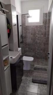 Modern & Charming - Mitilene - 5