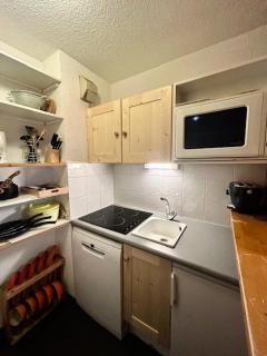 Résidence Rond-point Des Pistes Iii - Appartement 2 pièces pour 4 personnes situé à Val d’Isère, skis aux pieds et à 500m du centre du village, navettes gratuites au MAE-1798 - Val-d’Isère - 6