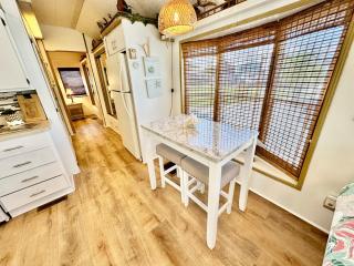 Beach Hideaway N2070 - Jensen Beach - 2