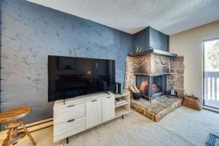 6 Mi to Skiing Condo with Balcony in Fraser! - 7