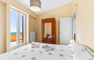 Awesome Apartment In Capranica Vt - 7