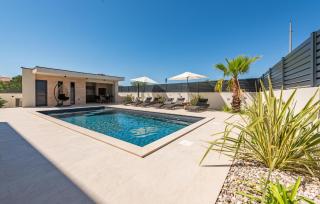 Lovely Home In Bibinje - 9