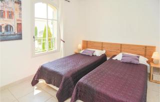 Amazing Home In Saint Remy De Provence - Saint-Rémy-de-Provence - 3