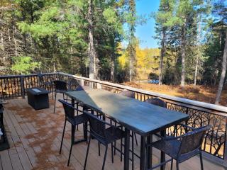 Hazel's Goose Creek Lodge - Private Riverfront! - Grayling - 7