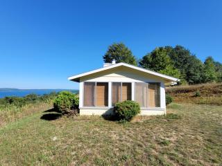 New! Hill Hideaway - Incredible Lakeviews! - Frankfort - 3
