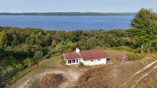 New! Hill Hideaway - Incredible Lakeviews! - Frankfort - 0