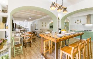 Pet Friendly Home In Carcabuey - 4