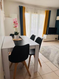 Appartement lumineux Parking proche transport - Le Bourget - 8