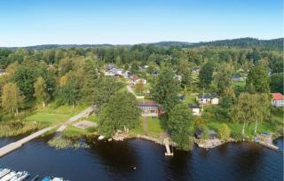 3 Bedroom Nice Home In Tvärred - Alhammar - 0