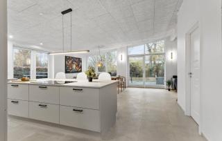 Stunning Home In Rudkøbing With Jacuzzi - Spodsbjerg - 5