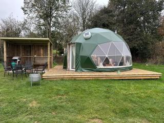 Star gazing Dome with log burner - Horspath - 2