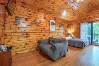 Blue Rose Cabins - Wildwoods Cabin - Logan - 3