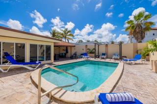 Serene 4BR Palm Beach Villa Beach Rose by Bocobay - Palm-Eagle Beach - 0