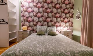 La Belle De Nuit - 2