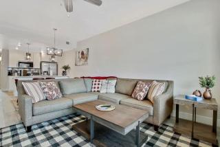 Alluring Farmhouse Styled Town Home - 6