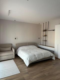 Luxury Studio Apartment - Tirana - 8